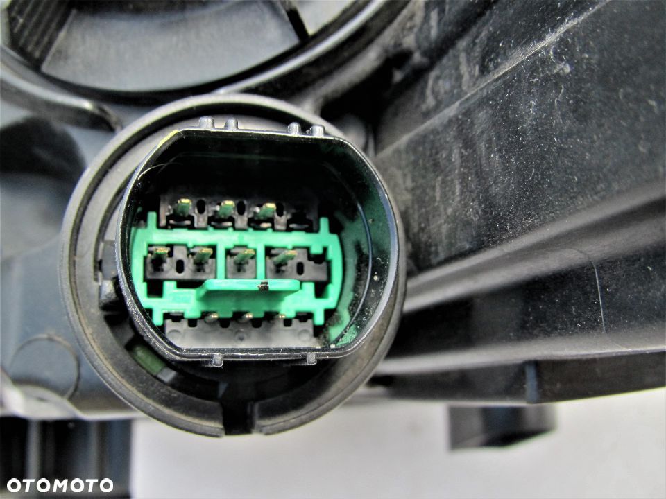 HYUNDAI i30 2017 2018 2019 Reflektor 10 PIN OE - 8