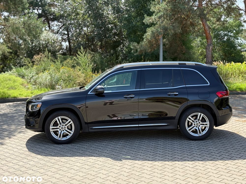 Mercedes-Benz GLB - 9