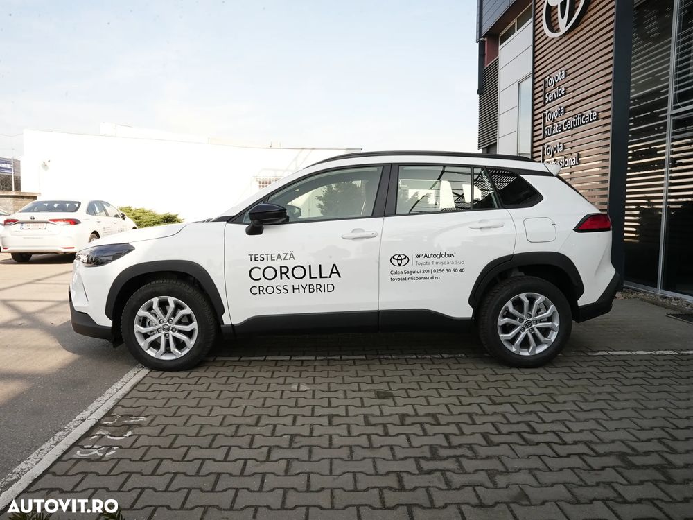 Toyota Corolla Cross - 3