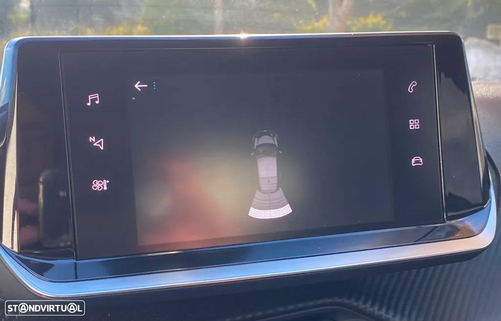 Peugeot 208 1.2 PureTech Allure - 17