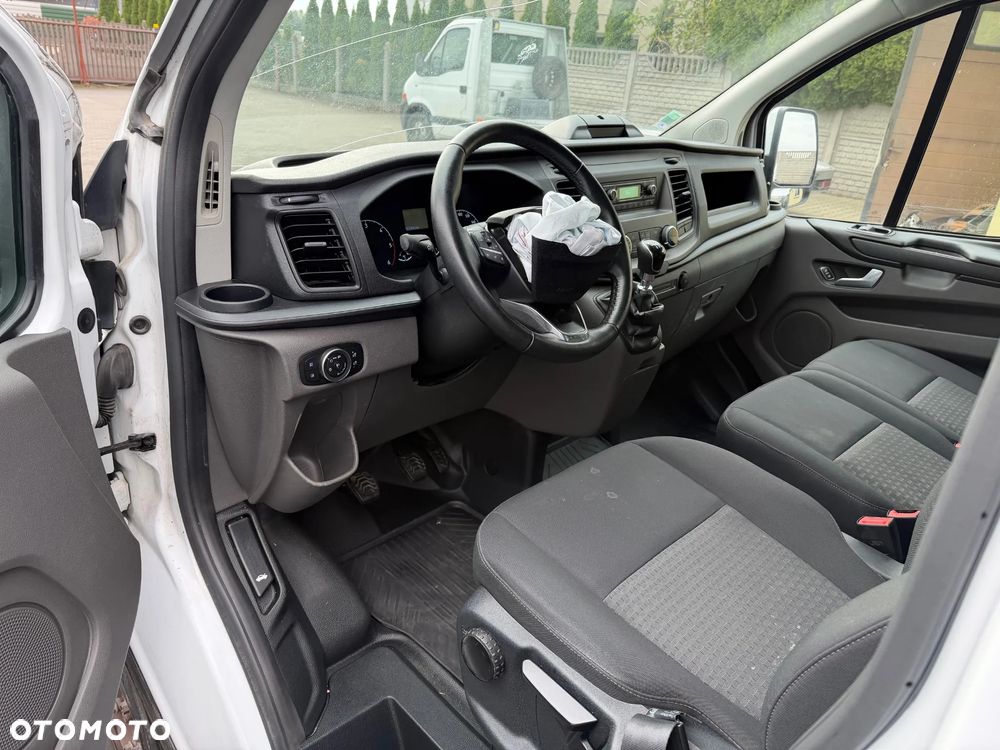 Ford TRANSIT CUSTOM - 15