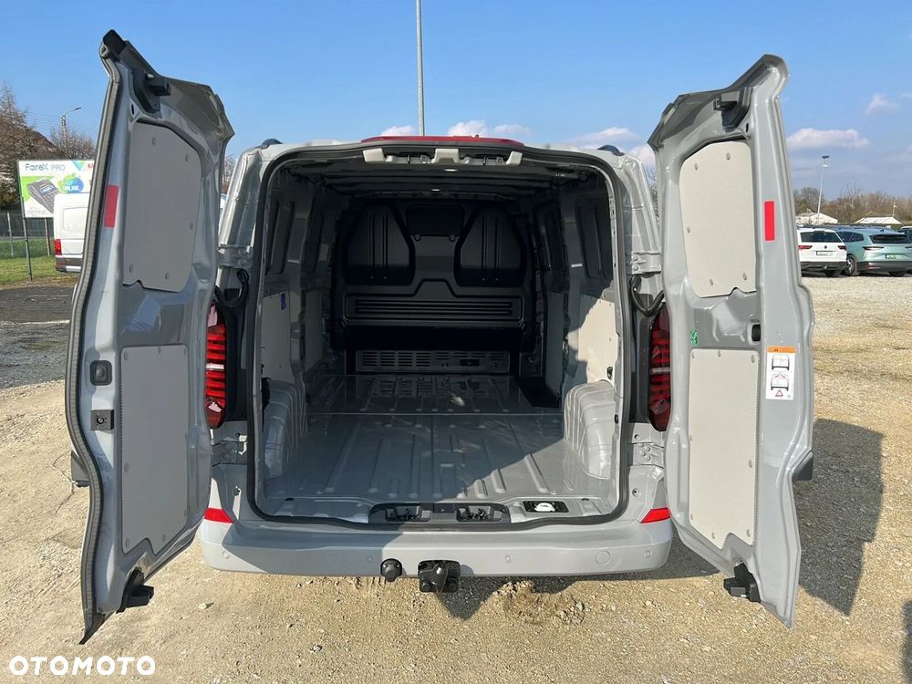 Volkswagen Transporter T7 Furgon AUTOMAT/L2H1, 2.0 TDI 150 KM, r.o. 3500 mm - 11