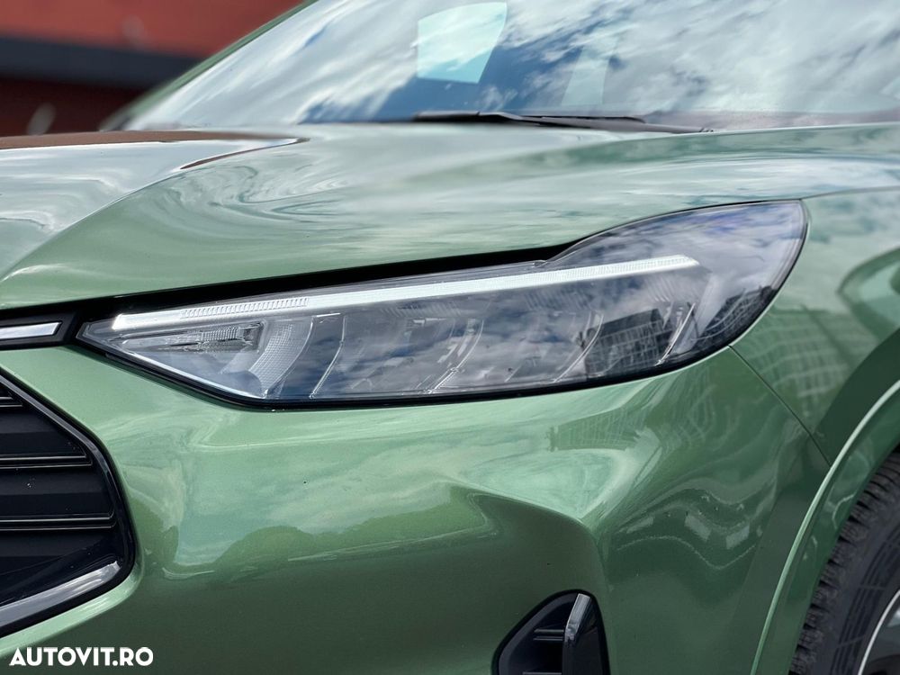 Ford Kuga - 8