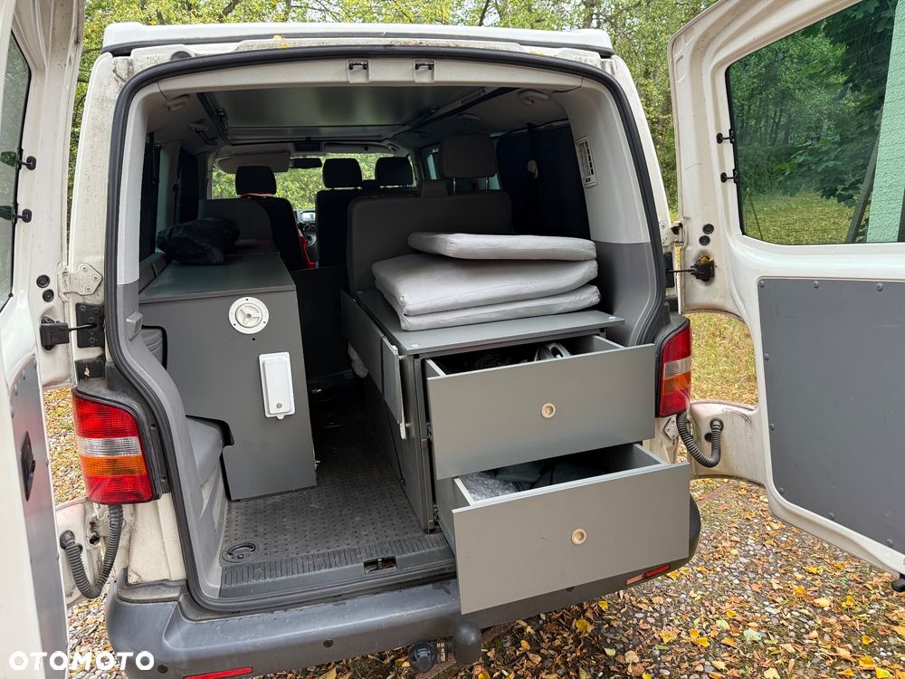 Volkswagen Caravelle L1 Comfortline - 2