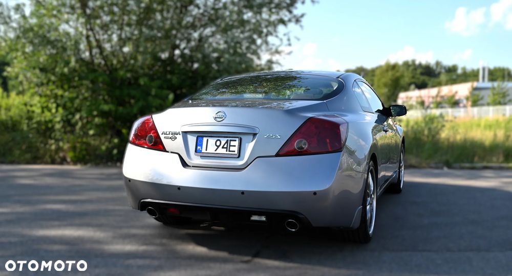 Nissan Altima - 16