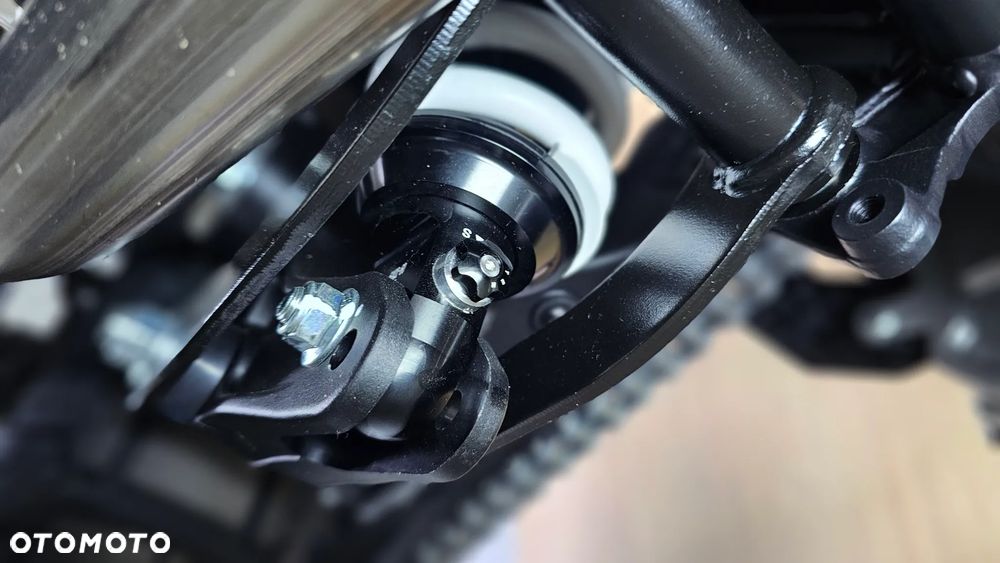 CFMoto 450MT - 11