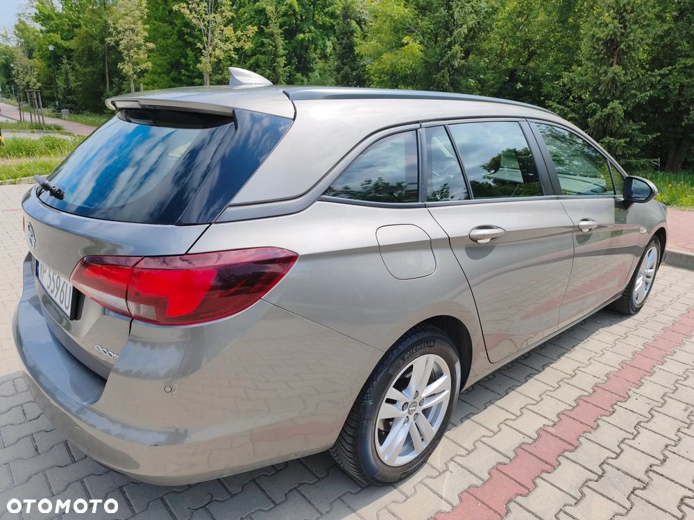 Opel Astra 1.6 CDTI Elite - 4
