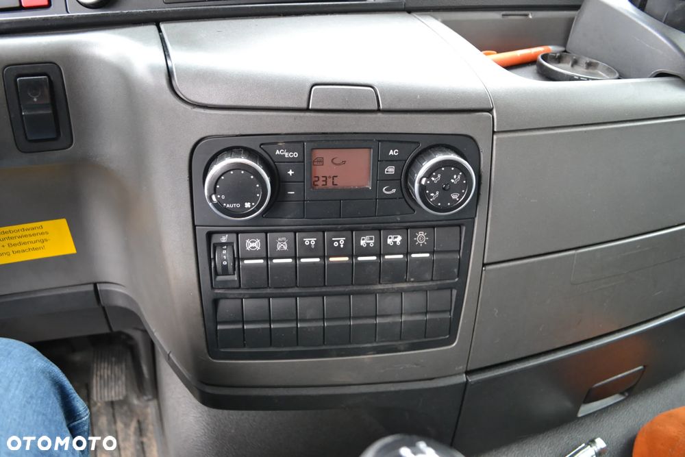 MAN TGS 26.360 TYLKO 412 TYS km MANUALNA SKRZYNIA BIEGÓW PLATFORMA dł. 7.4 m - 15