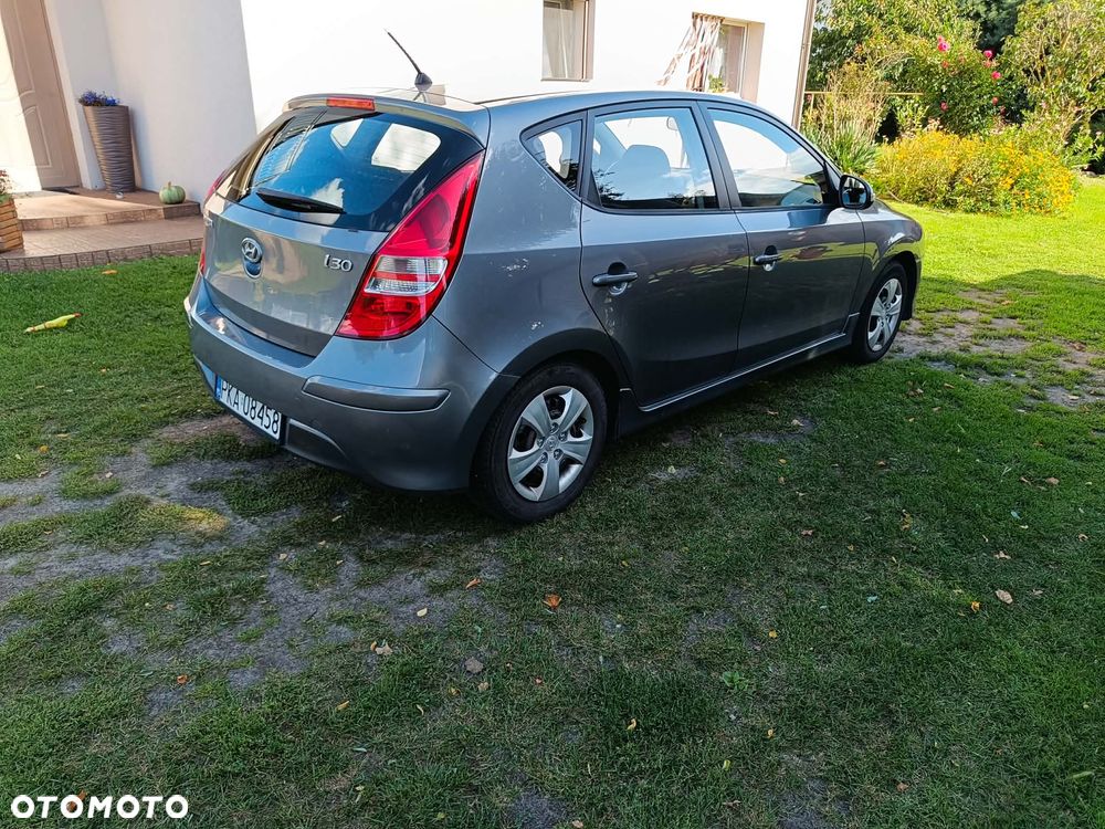 Hyundai i30 1.4 Comfort EU5 - 3