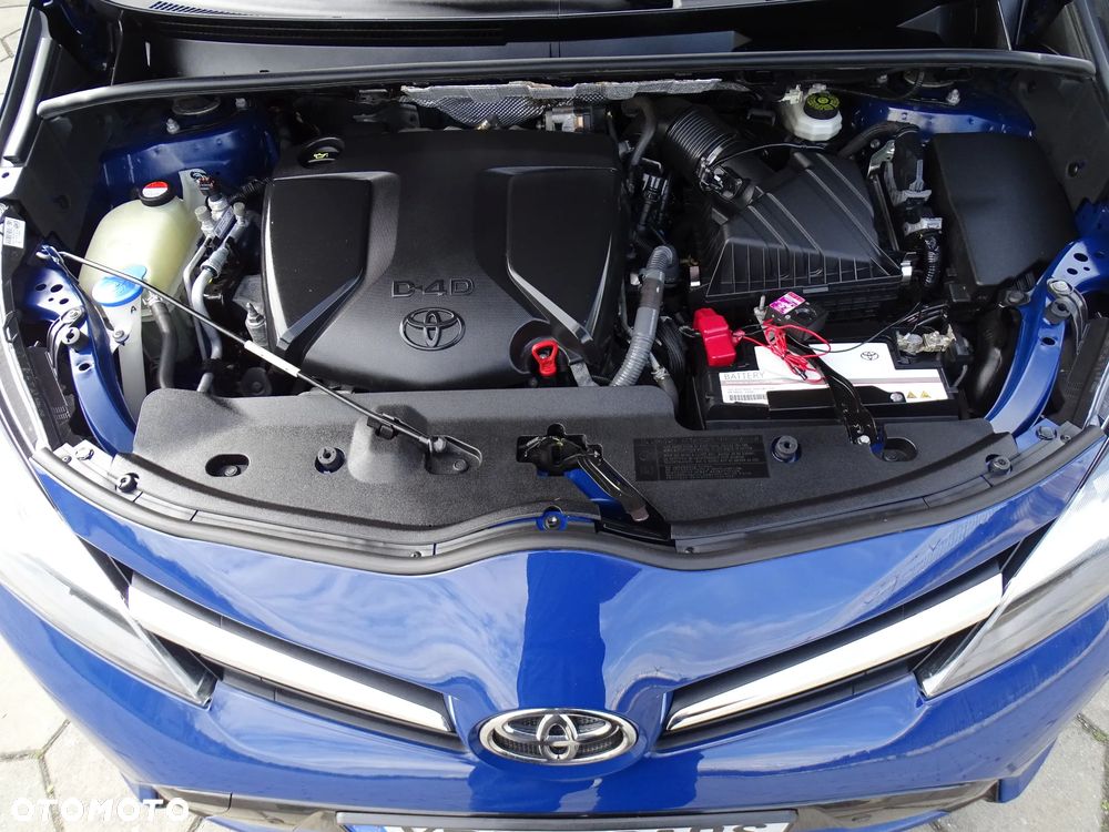 Toyota Verso 1.6 D-4D Prestige - 10