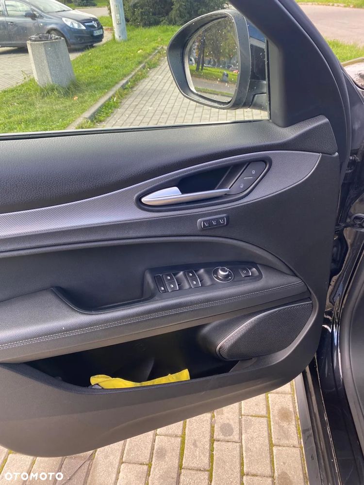 Alfa Romeo Stelvio 2.0 Turbo 16V AT8-Q4 Super - 5