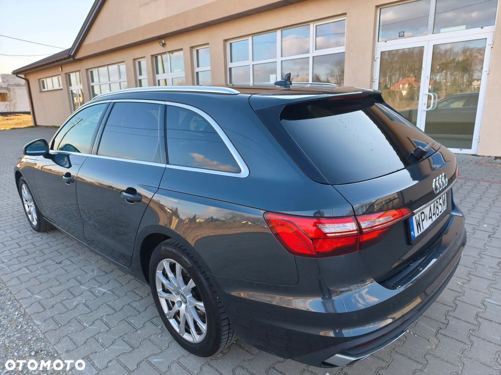 Audi A4 Avant - 11