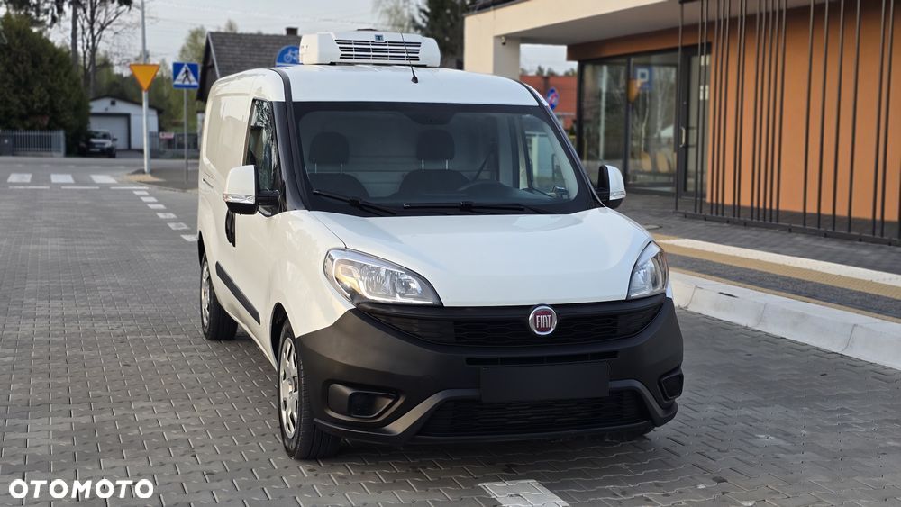Fiat DOBLO MAXI LONG ❗❗SILNIK 1.6 / SKRZYNIA 6 BIEGÓW / CHŁODNIA-MROŹNIA +25 -25❗❗THERMO KING / ZABUDOWA LAMAR / DRZWI BOCZNE / GRZANIE / IZOTERMA / FULL OPCJA / KLIMATYZACJA / SALON POLSKA / JAK NOWY ❗❗ - 12