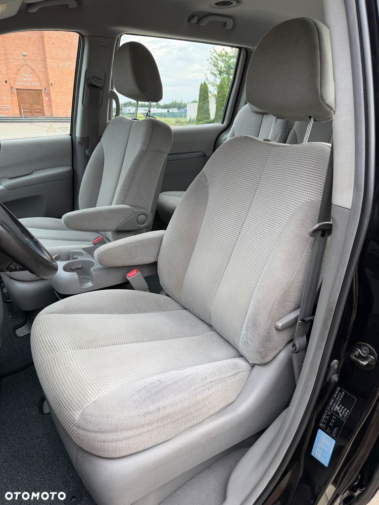 Kia Carnival 2.9 CRDi Tour - 17