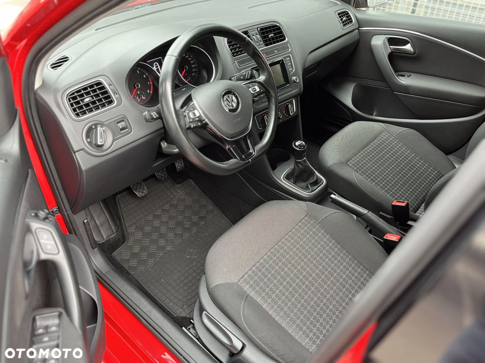 Volkswagen Polo 1.2 TSI BMT Comfortline - 17