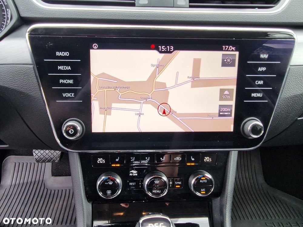 Skoda Superb 2.0 TDI Active DSG - 25