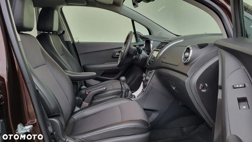 Chevrolet Trax 1.6 LT - 23