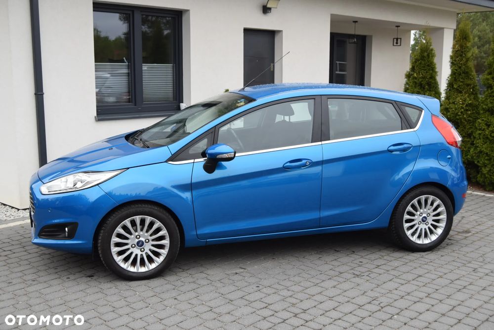 Ford Fiesta 1.5 TDCi Celebration - 13