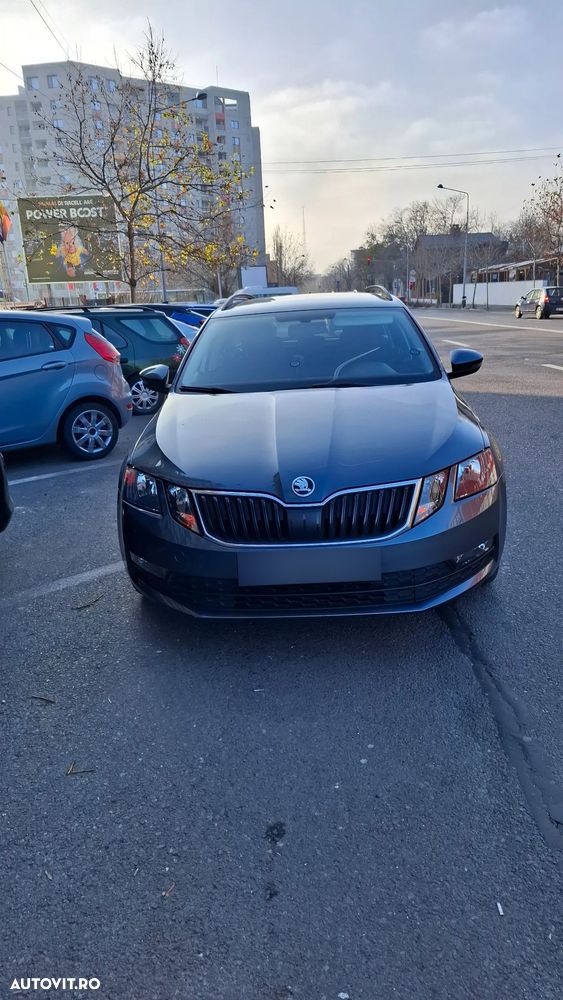 Skoda Octavia 1.6 TDI Ambition - 1