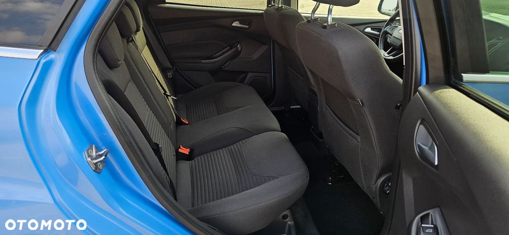 Ford Focus 2.0 TDCi Titanium ASS - 9