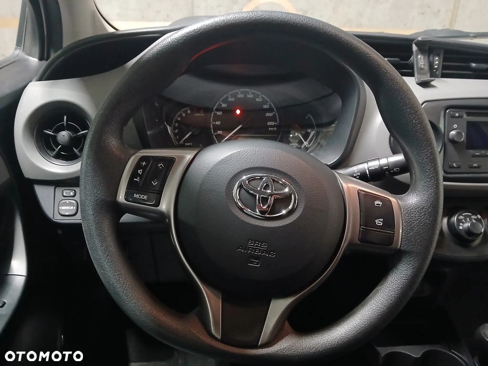 Toyota Yaris 1.5 Active - 5