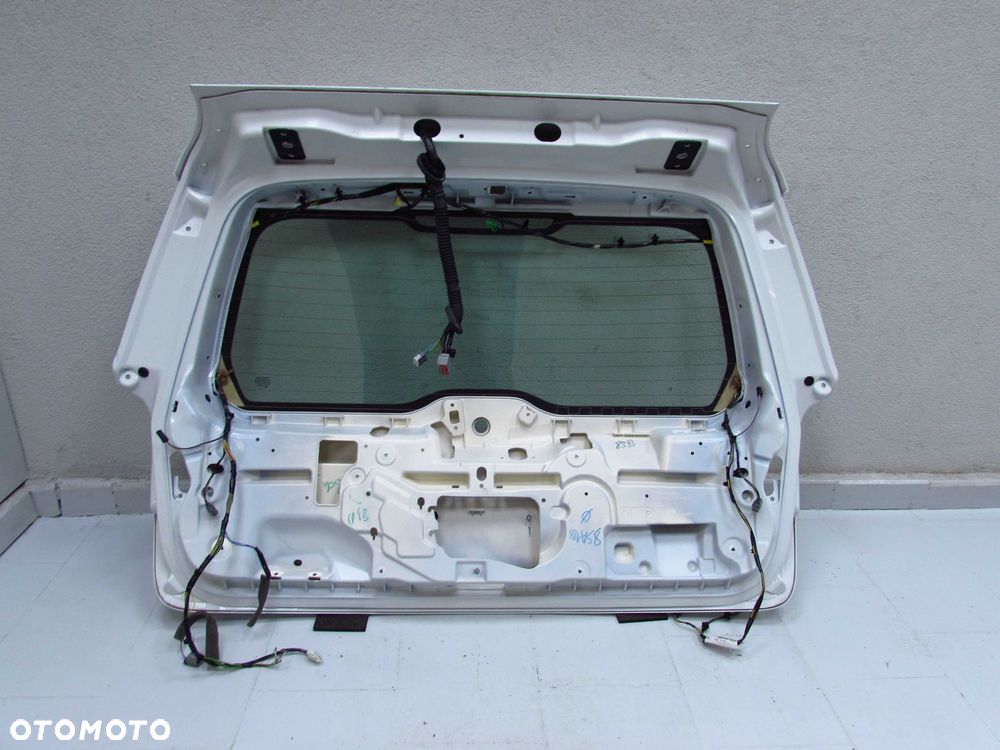 VOLVO V70 III XC70 LIFT 06-16 KLAPA BAGAZNIKA TYL SZYBA LISTWA 614 - 13