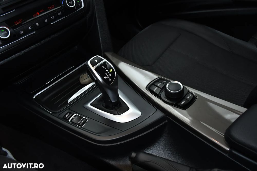 BMW Seria 3 320d Touring xDrive Aut. Modern Line - 8