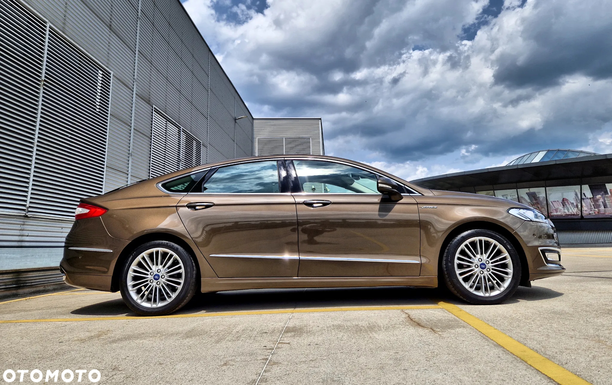 Ford Mondeo Vignale 2.0 TDCi PowerShift - 8