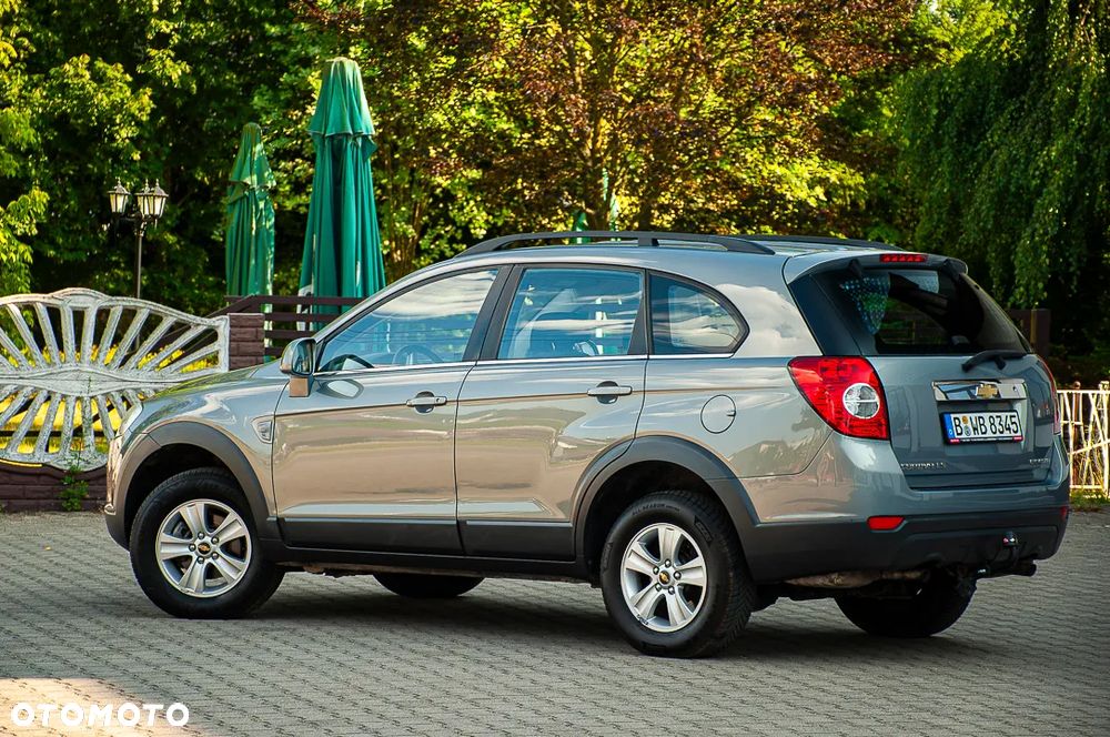 Chevrolet Captiva 2.4 2WD 5 Sitzer LS - 17