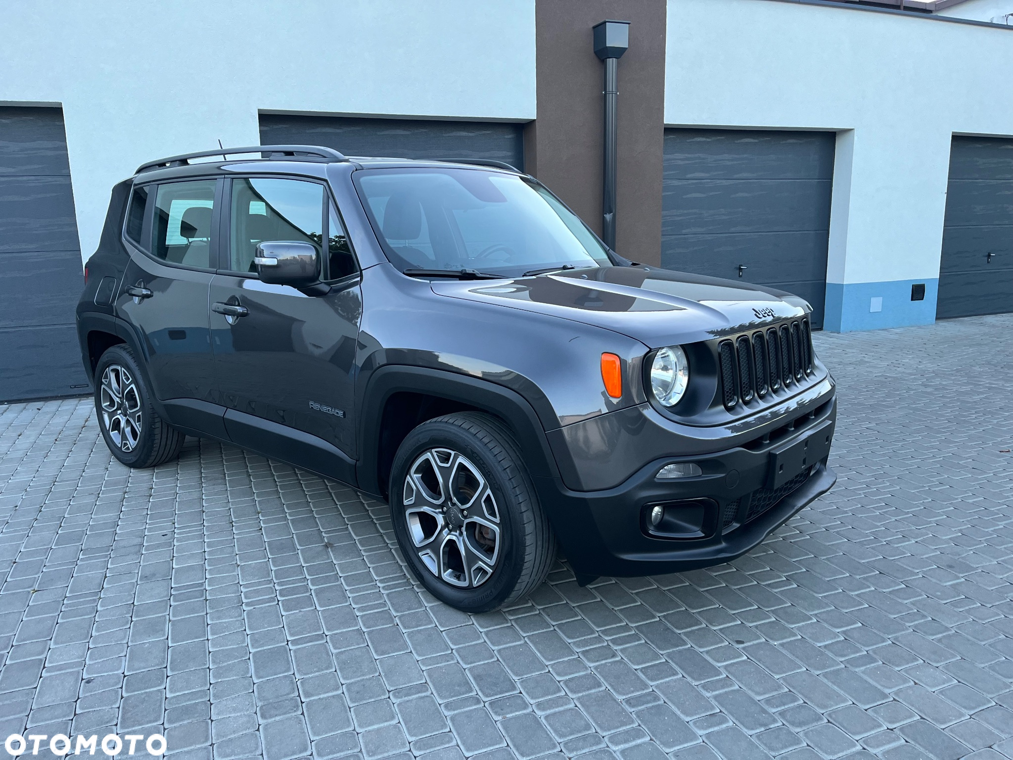 Jeep Renegade 1.6 E-torQ Longitude - 9