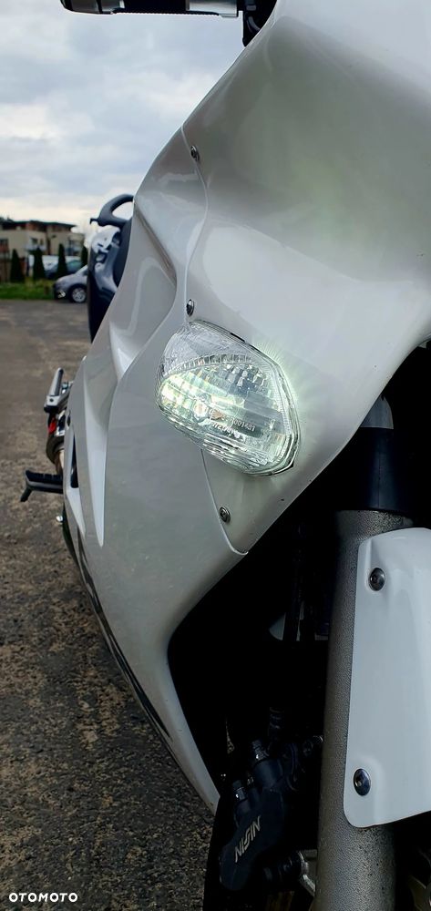Honda VFR - 11
