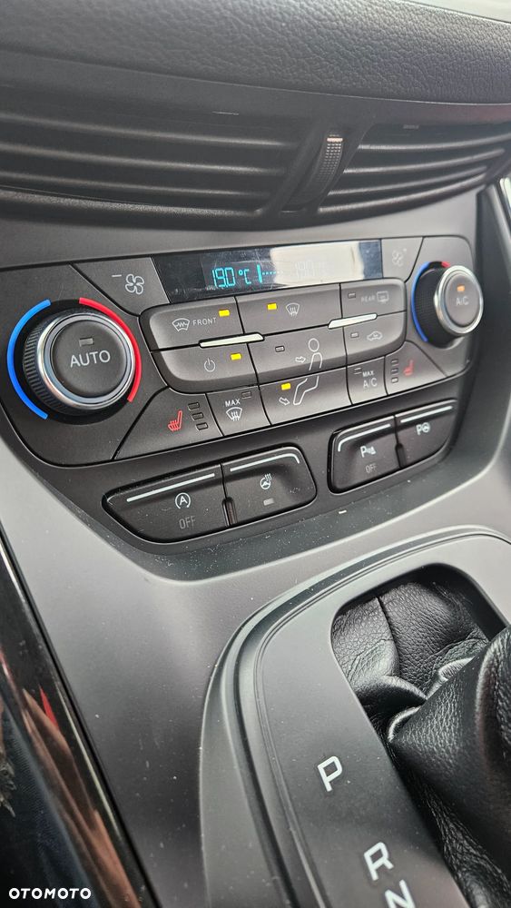 Ford Kuga 2.0 TDCi 4x4 ST-Line - 23
