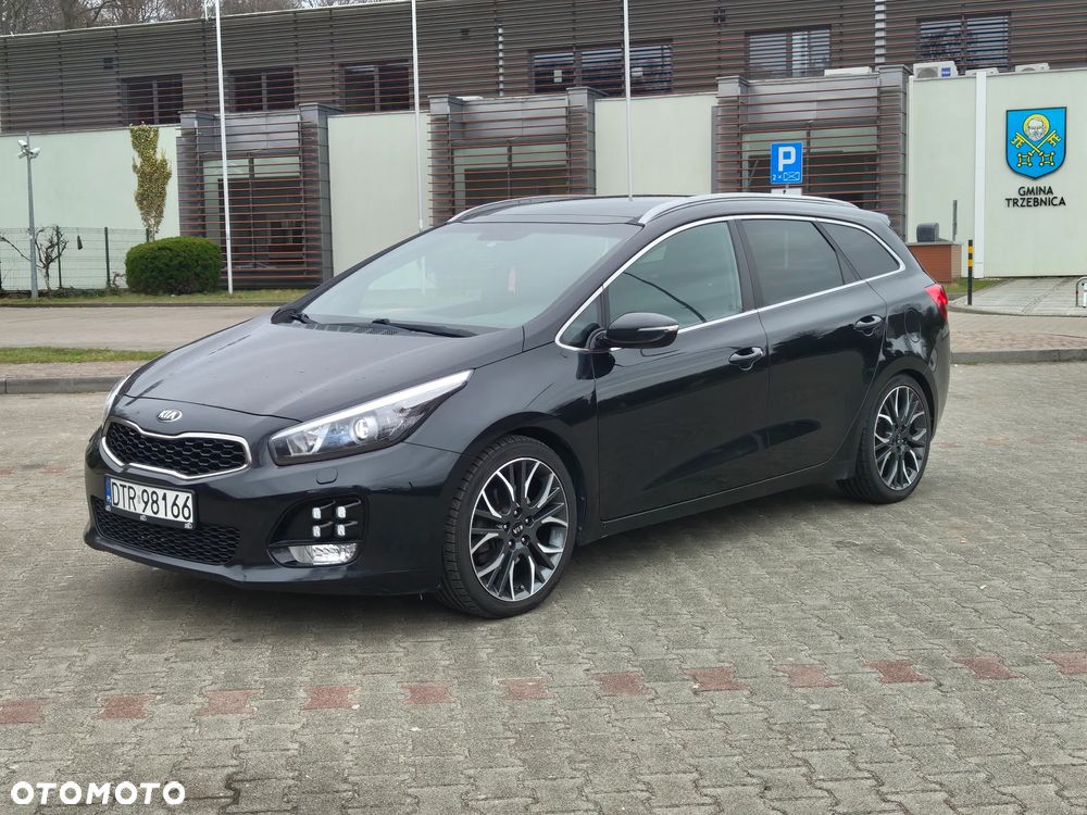 Kia Ceed 1.6 CRDi 136 ISG GT Line - 1