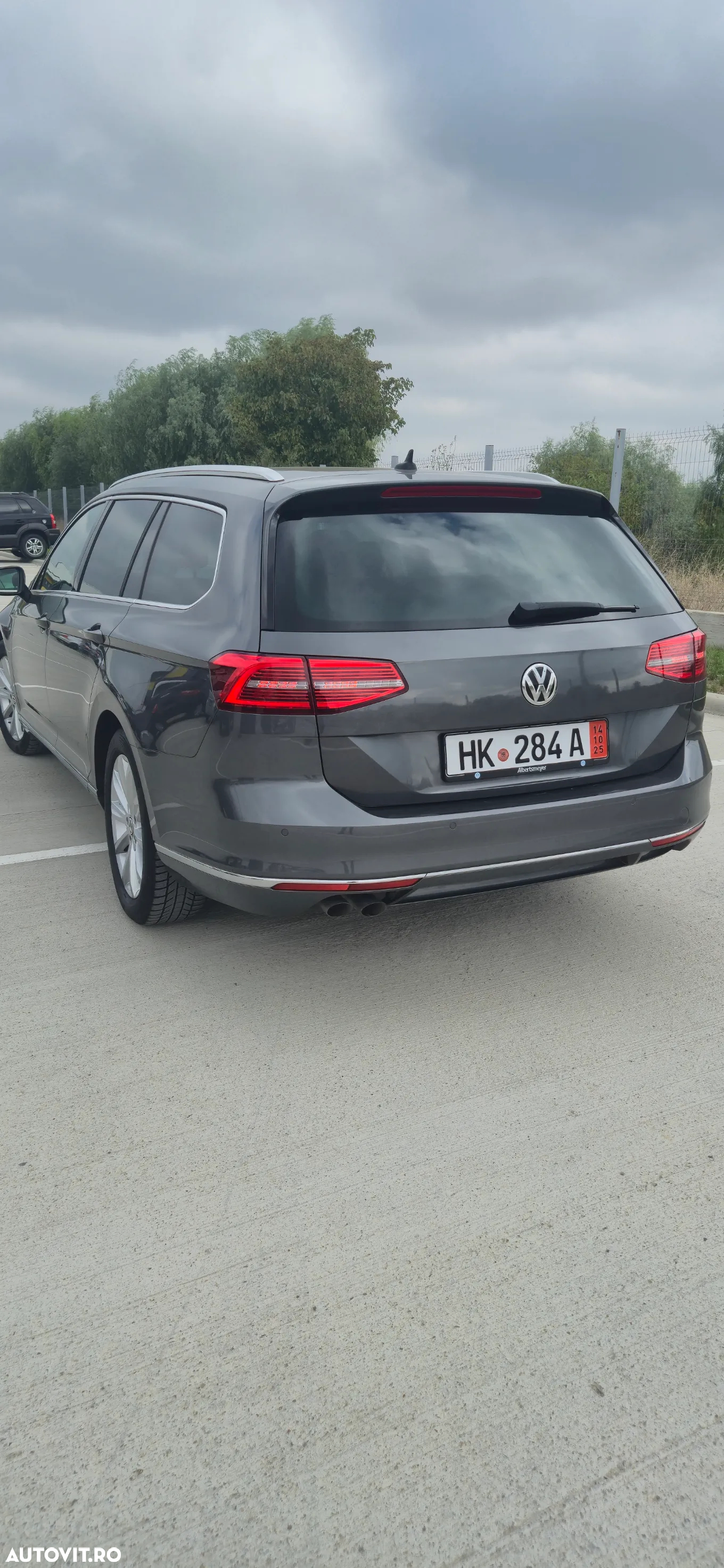 Volkswagen Passat Variant 2.0 TDI DSG Comfortline - 3