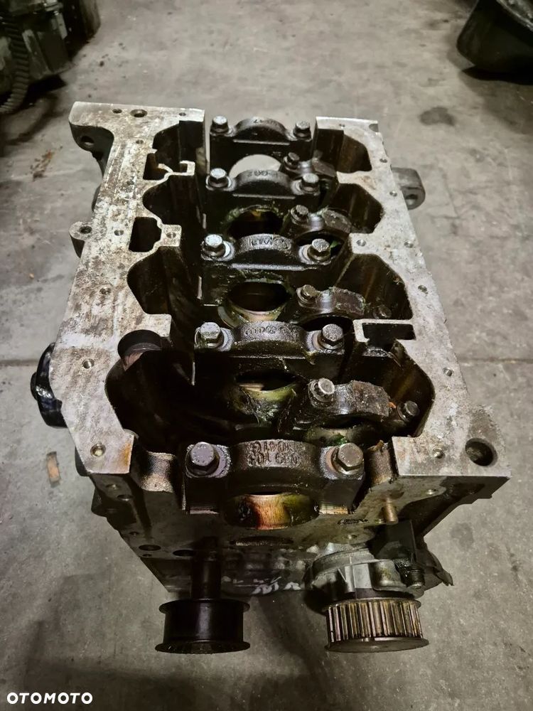 DOŁ BLOK SILNIKA AER - 7