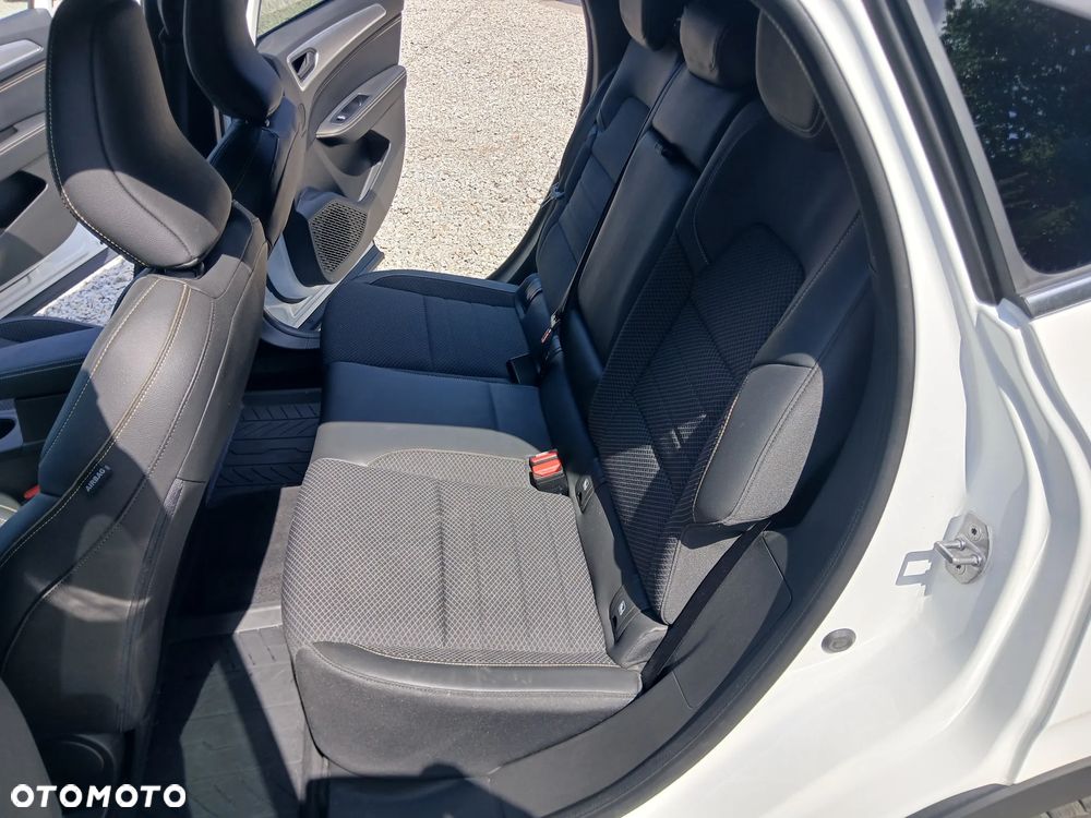 Renault Arkana 1.6 E-TECH Techno MMT - 22