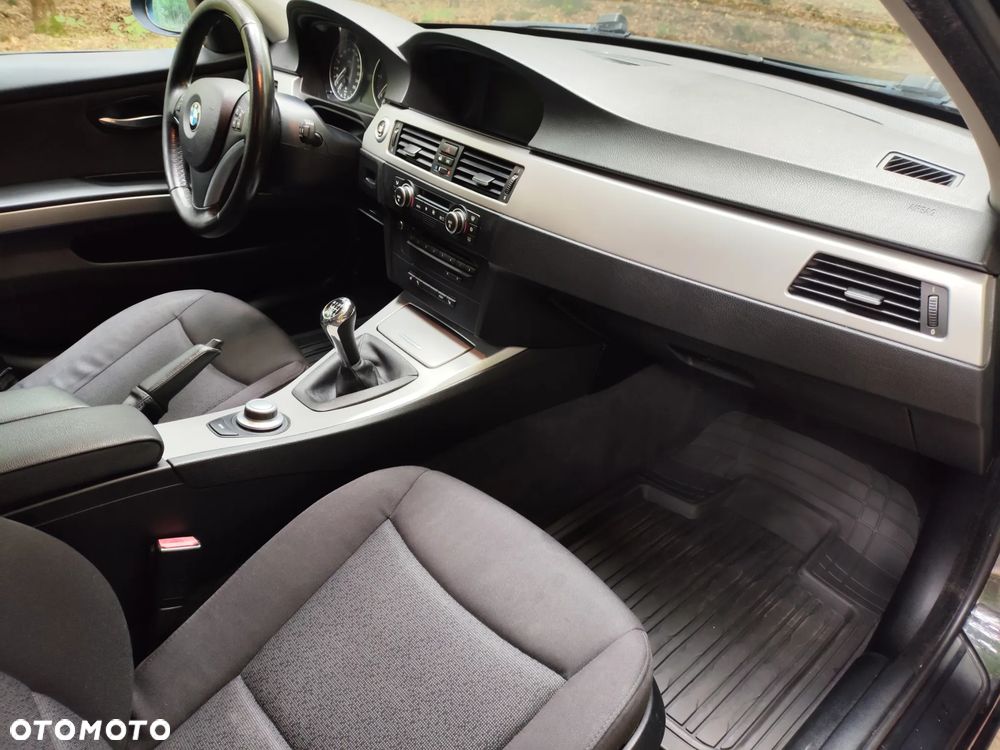 BMW Seria 3 - 12