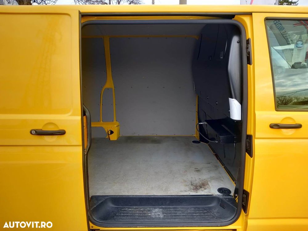 Volkswagen Transporter T6 - 8