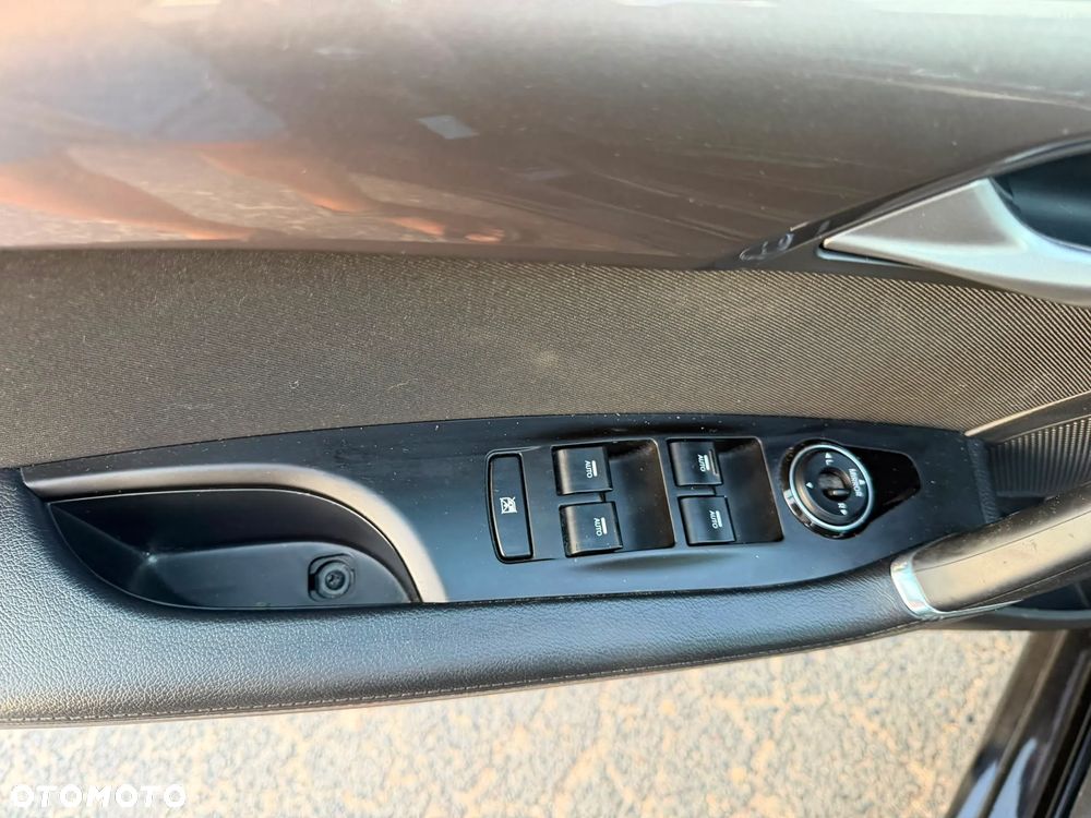 Hyundai i40 - 12