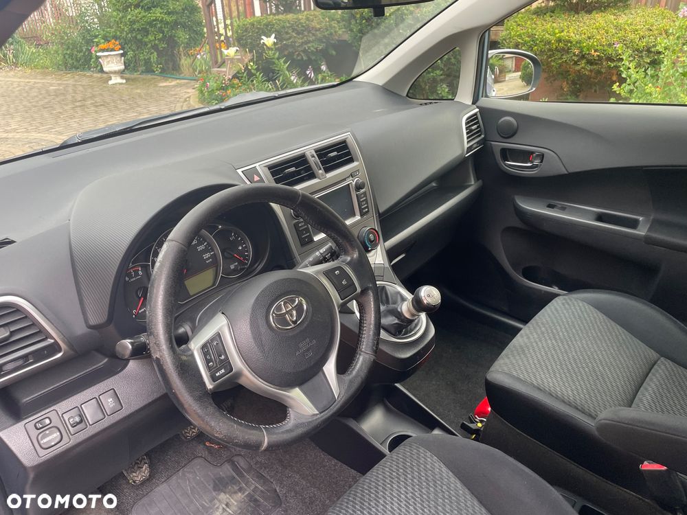 Toyota Verso S 1.33 VVT-i Comfort - 26