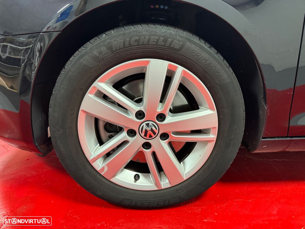 VW Golf Variant 2.0 TDi DPF MATCH - 11