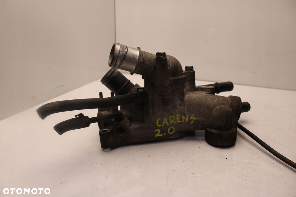 kia carens iii 2.0 b termostat obudowa termostatu - 1