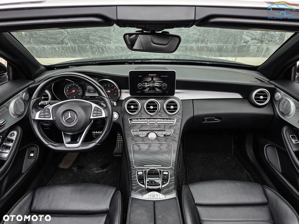 Mercedes-Benz Klasa C 300 4Matic 9G-TRONIC AMG Line - 23