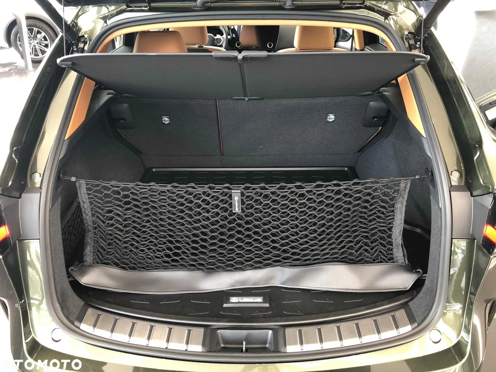 Lexus NX 450h+ Prestige AWD - 10