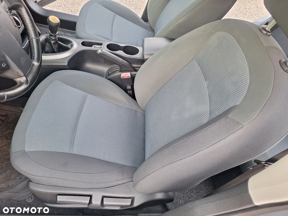 Nissan Qashqai+2 2.0 acenta - 20