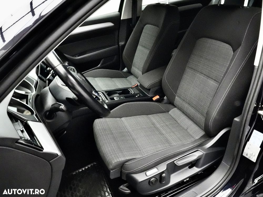 Volkswagen Passat 2.0 TDI DSG Comfortline - 13