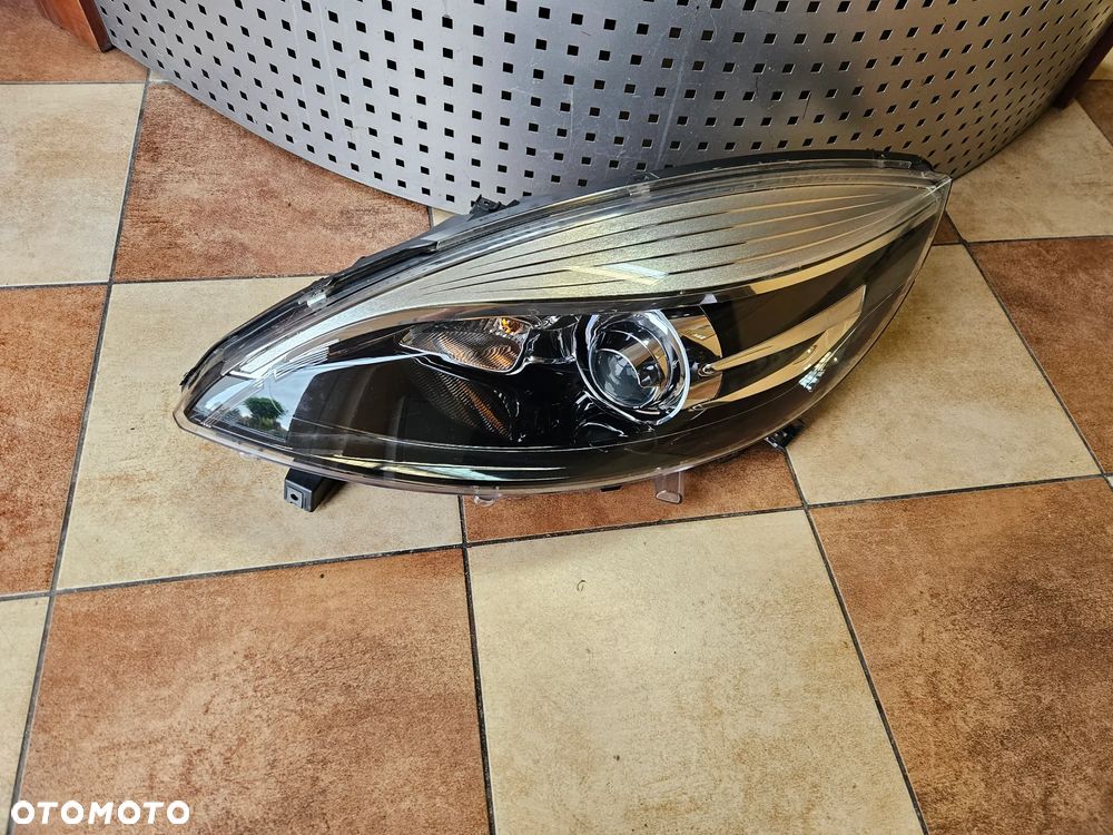 LAMPA REFLEKTOR PRZÓD PRZEDNIA LEWA XSENON RENAULT SCENIC III LIFT 2017 ROK ORYGINAŁ 260603590R SUPER STAN - 2