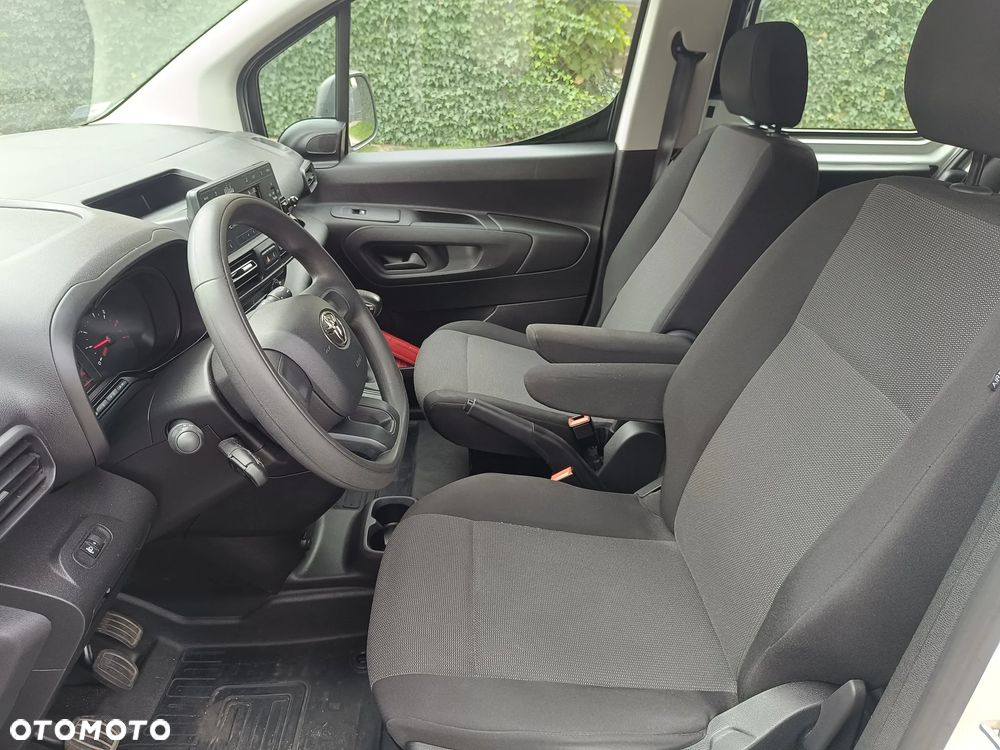 Toyota Proace City - 14