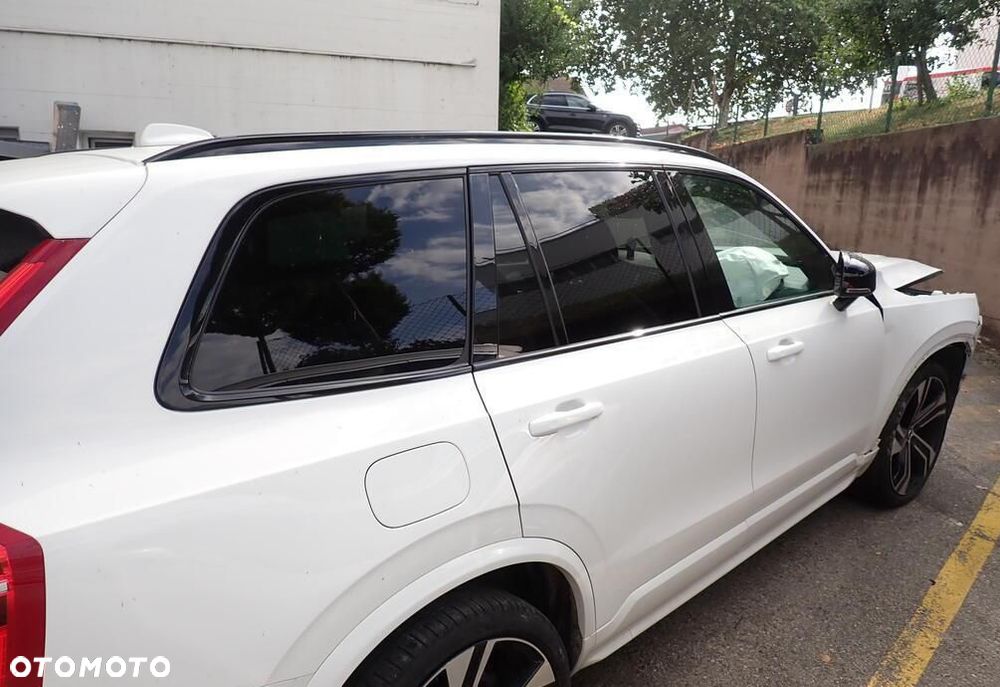 Volvo XC 90 B5 D AWD R-Design 7os - 8