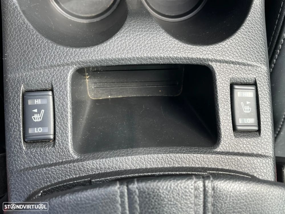 Nissan Qashqai 1.3 DIG-T Tekna Xtronic - 25